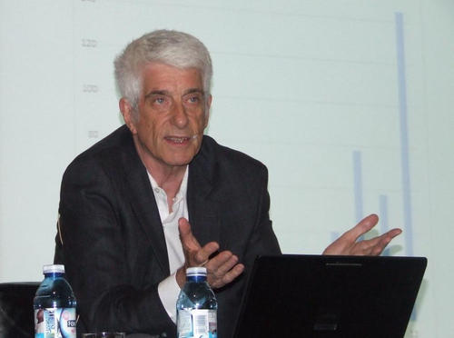 Jacques Vallée in a conference